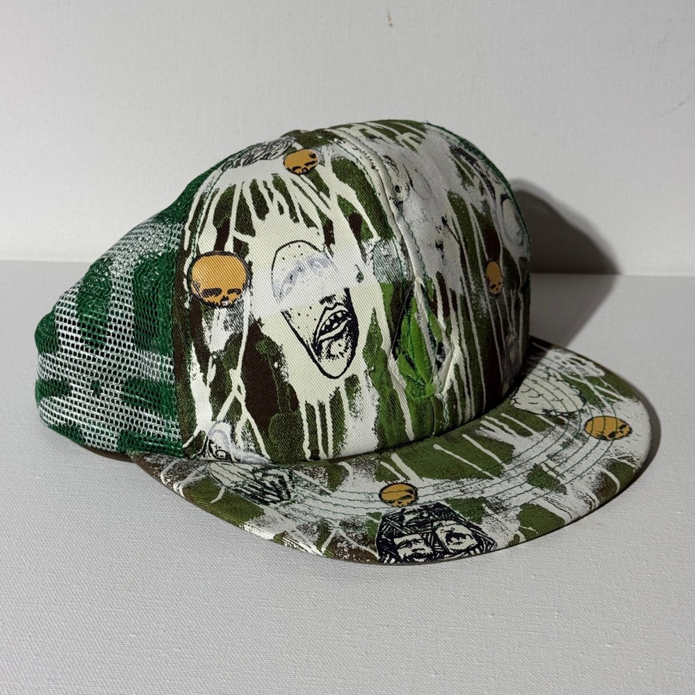 Vintage New Surf Volcom Artist Skull Venice Los Angeles Trucker Hat Spraypaint